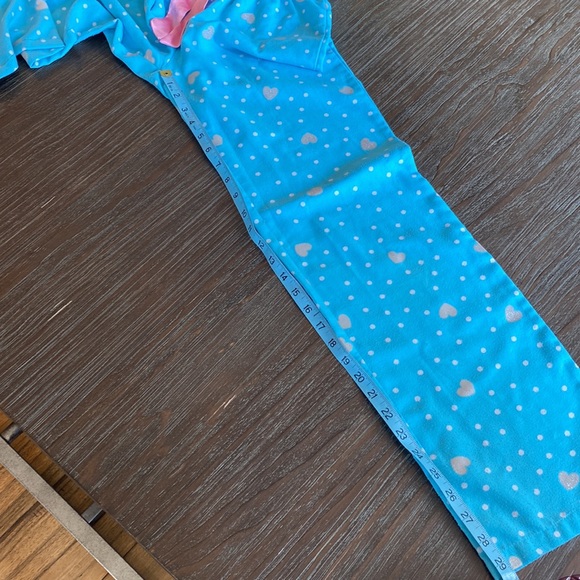 Old Navy young ladies pyjamas in size extra large youth 14. - Picture 8 of 9